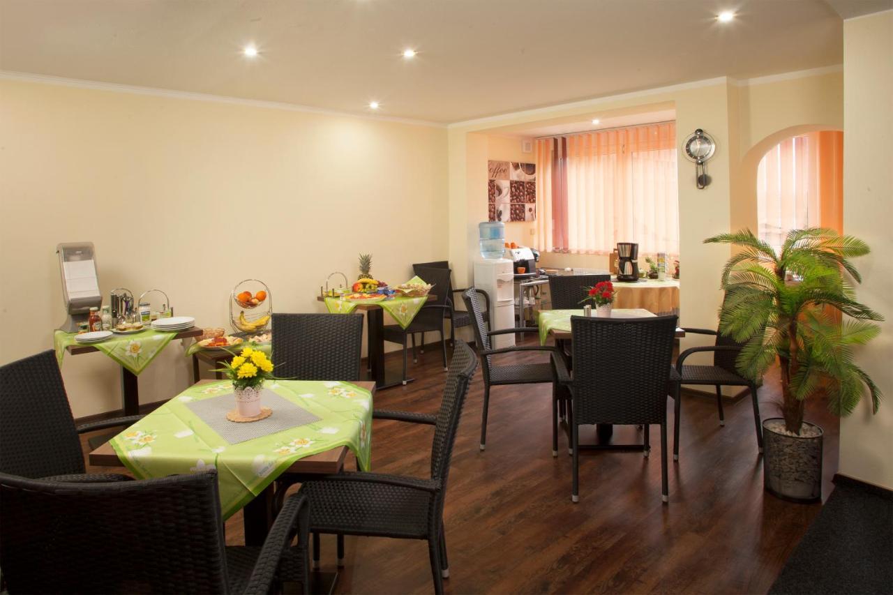Pension Relax U Komina ฟรันทิชโกวี ลาซเน ภายนอก รูปภาพ